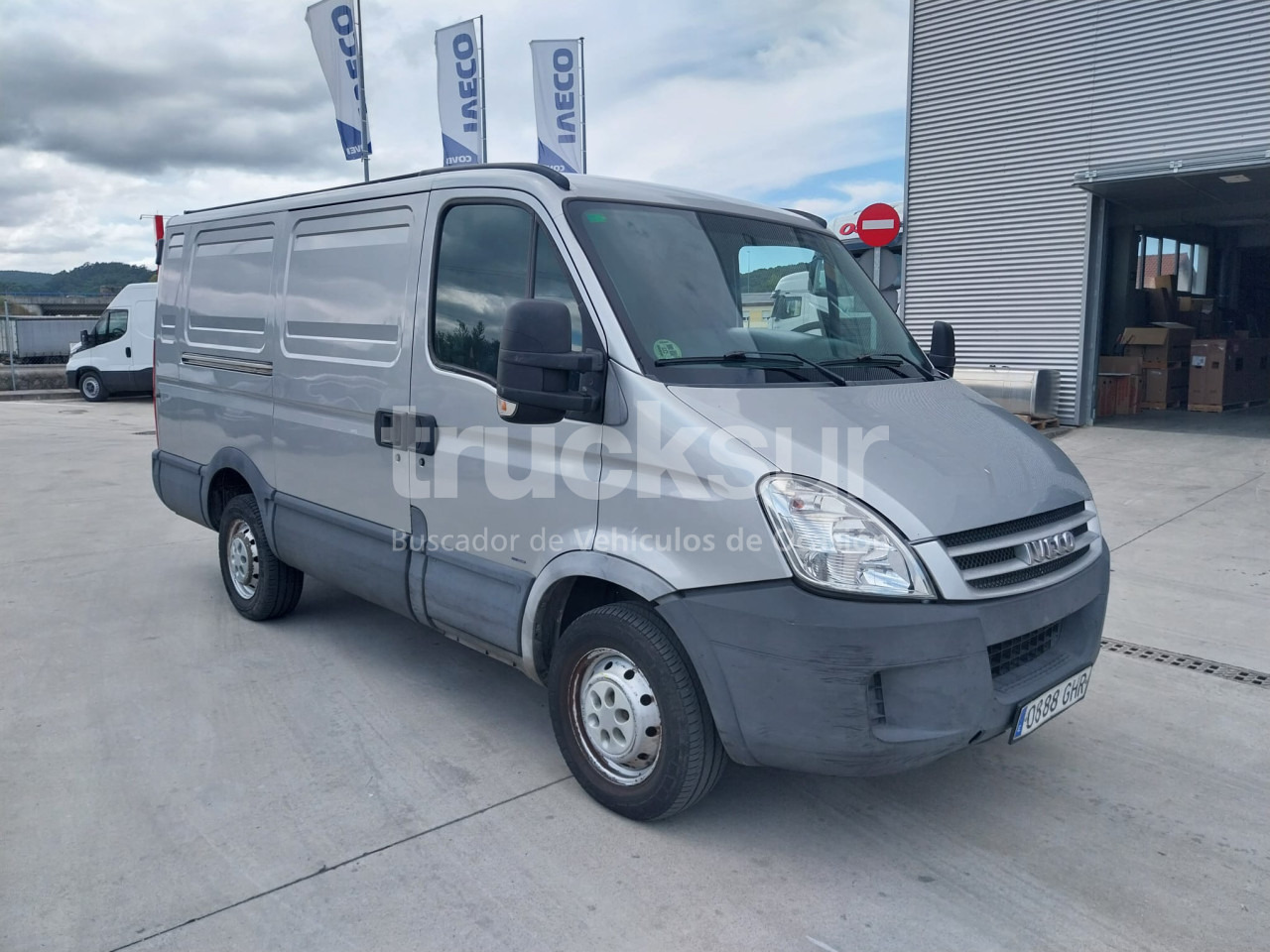 IVECO DAILY 35S12 7M3 - Closed box van: picture 2 IVECO DAILY 35S12 7M3 - Closed box van: picture 2