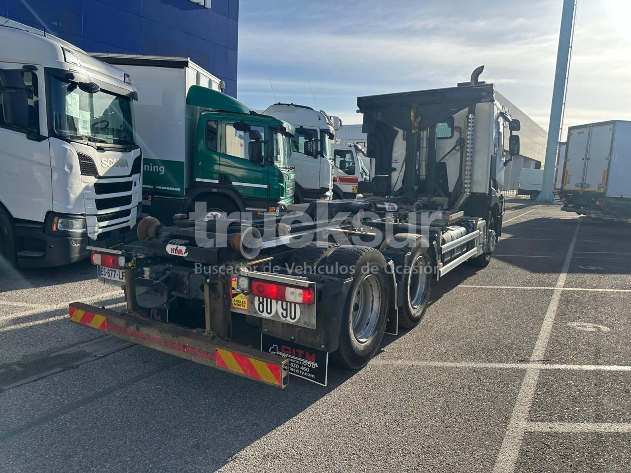 RENAULT C430.26 6X2 - Hook lift truck: picture 5 RENAULT C430.26 6X2 - Hook lift truck: picture 5