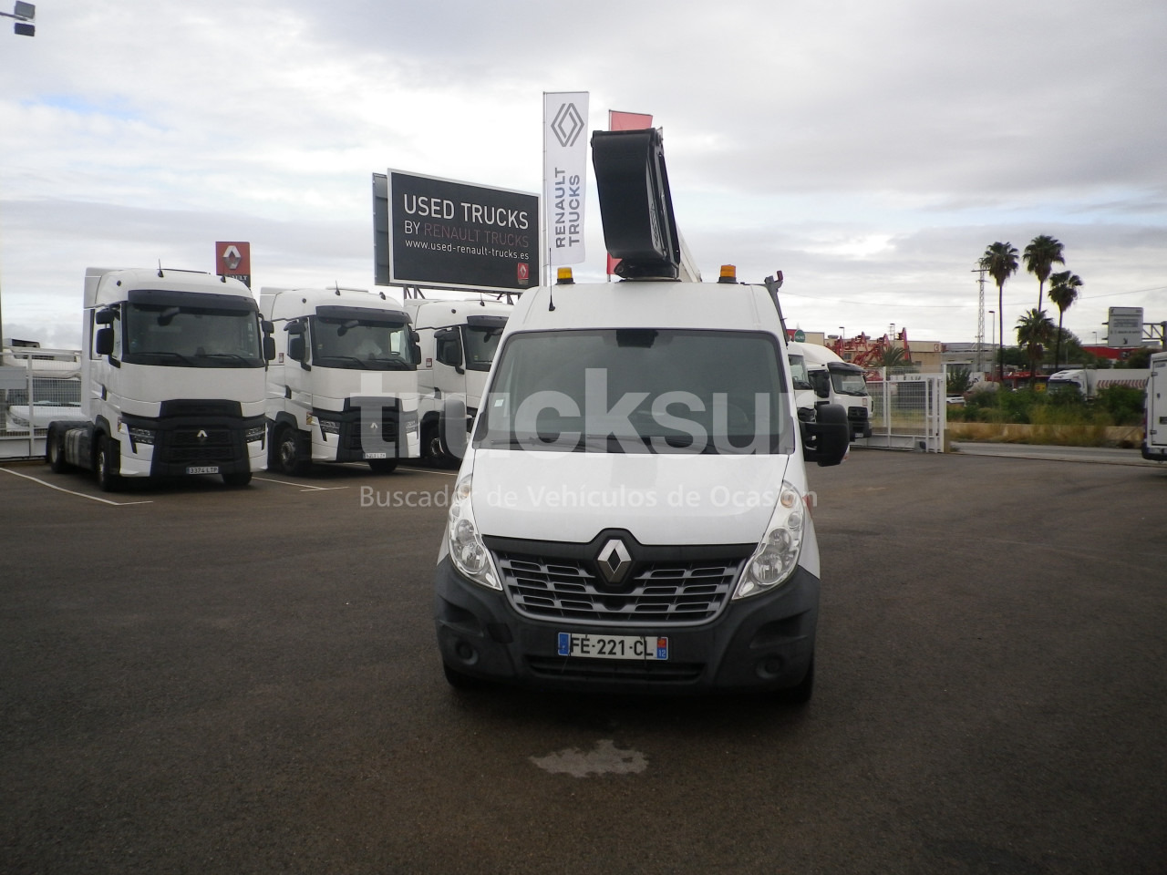 RENAULT MASTER 130.35 CESTA - Closed box van: picture 3 RENAULT MASTER 130.35 CESTA - Closed box van: picture 3