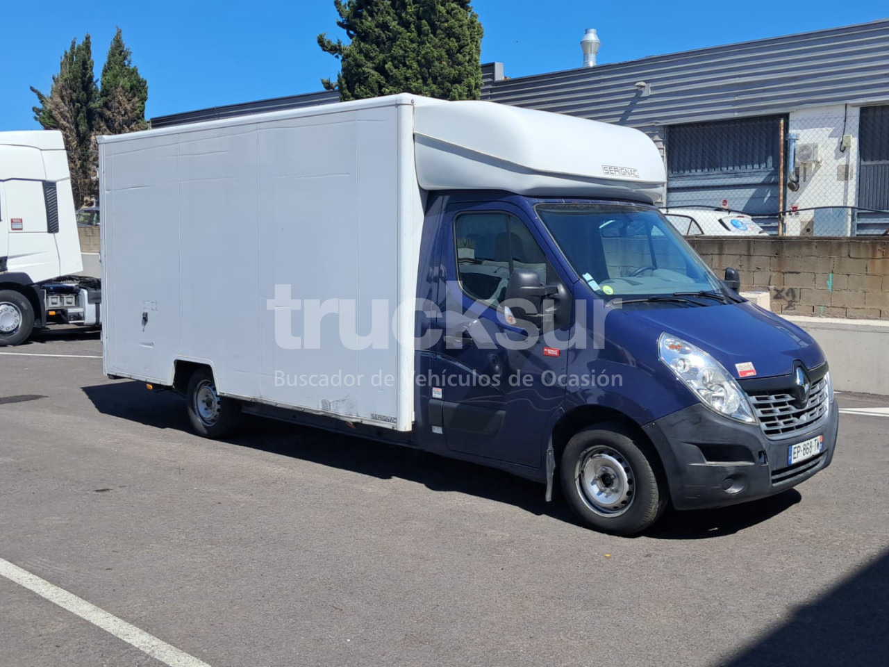 RENAULT MASTER 130.35 - Closed box van: picture 2 RENAULT MASTER 130.35 - Closed box van: picture 2