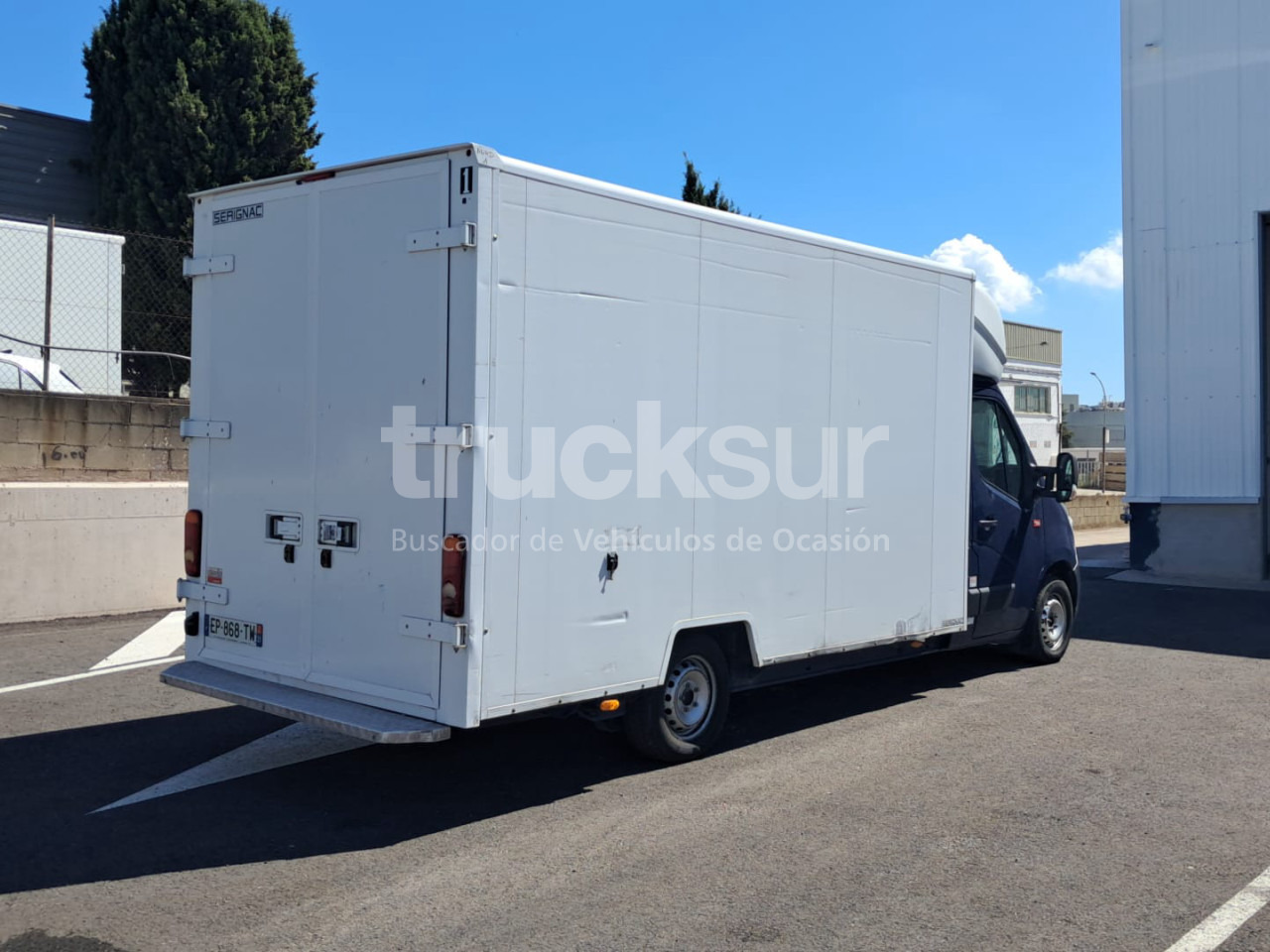 RENAULT MASTER 130.35 - Closed box van: picture 4 RENAULT MASTER 130.35 - Closed box van: picture 4