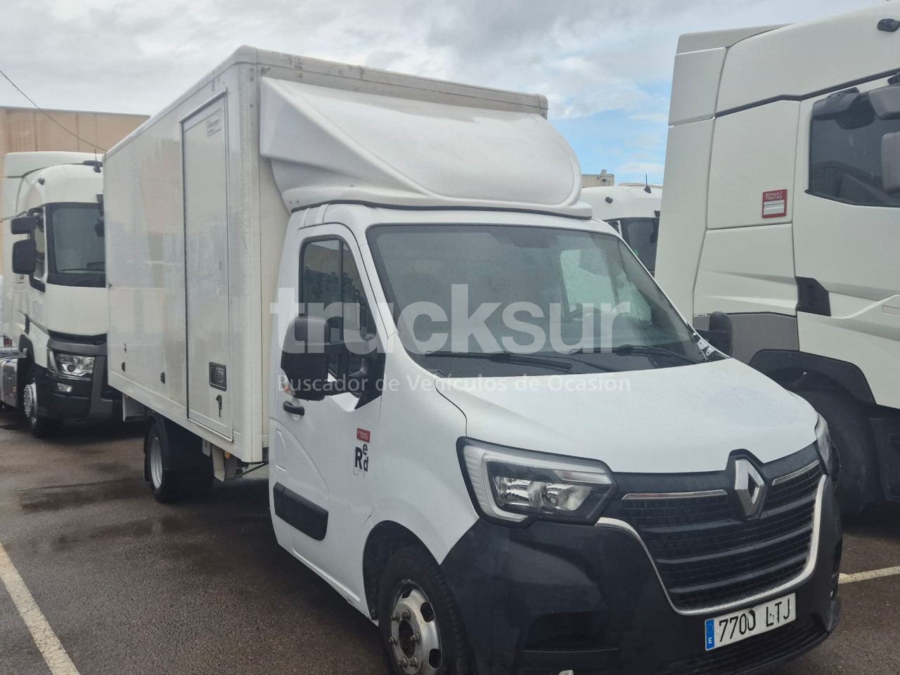 RENAULT MASTER 165.35 - Closed box van: picture 2 RENAULT MASTER 165.35 - Closed box van: picture 2