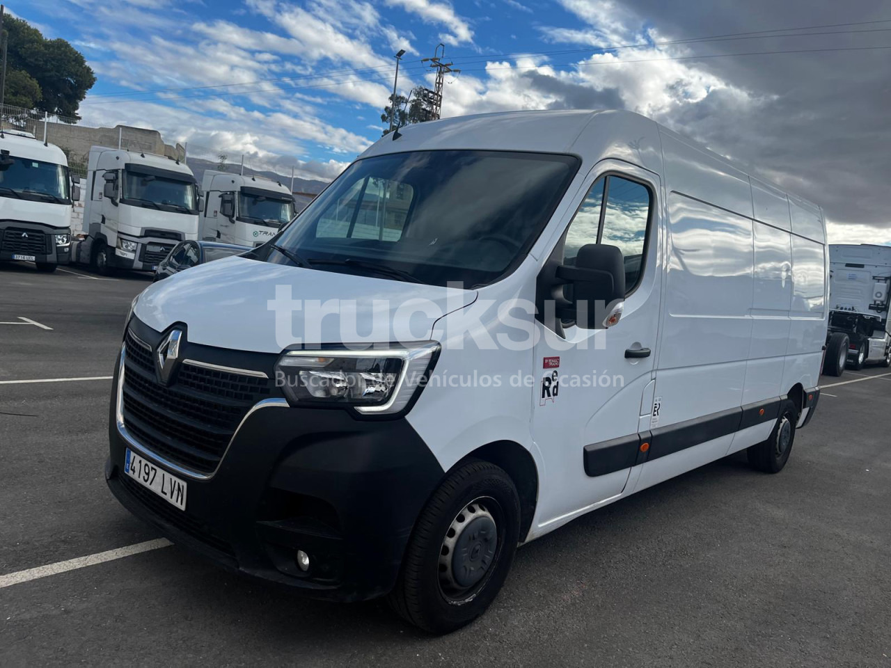 RENAULT MASTER L3H2 135.35 - Closed box van: picture 2 RENAULT MASTER L3H2 135.35 - Closed box van: picture 2