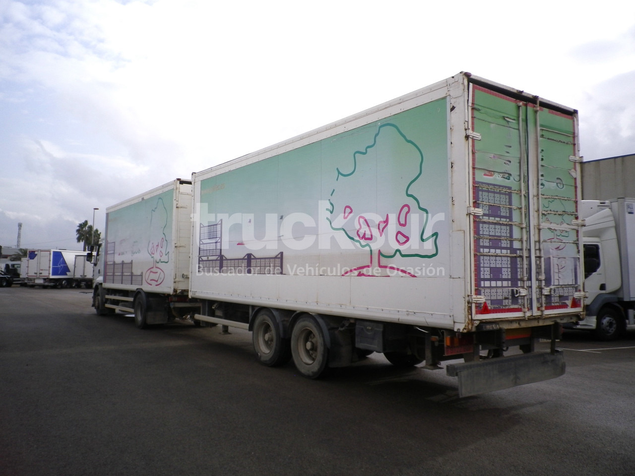 RENAULT PREMIUM 370 DXI REMOLCADOR - Box truck: picture 5 RENAULT PREMIUM 370 DXI REMOLCADOR - Box truck: picture 5