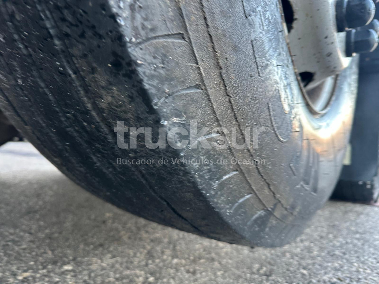 SCANIA P280.26 ejes 6x2*4 - Curtain side truck: picture 5 SCANIA P280.26 ejes 6x2*4 - Curtain side truck: picture 5