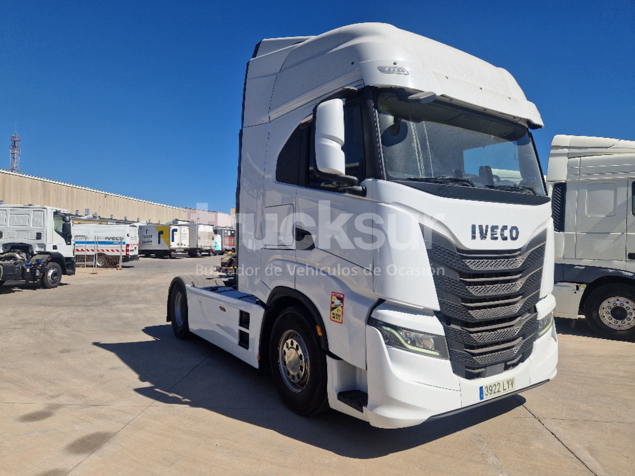 IVECO S-WAY AS440S49T/P - Tractor truck: picture 2 IVECO S-WAY AS440S49T/P - Tractor truck: picture 2