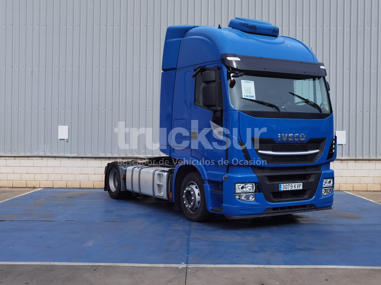IVECO STRALIS AS440S46T/P HI-WAY - Tractor truck: picture 2 IVECO STRALIS AS440S46T/P HI-WAY - Tractor truck: picture 2