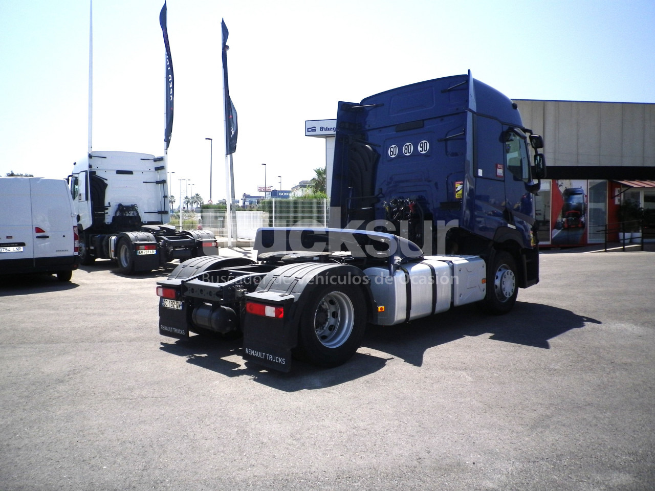 RENAULT T440 SLEEPER CAB - Tractor truck: picture 5 RENAULT T440 SLEEPER CAB - Tractor truck: picture 5