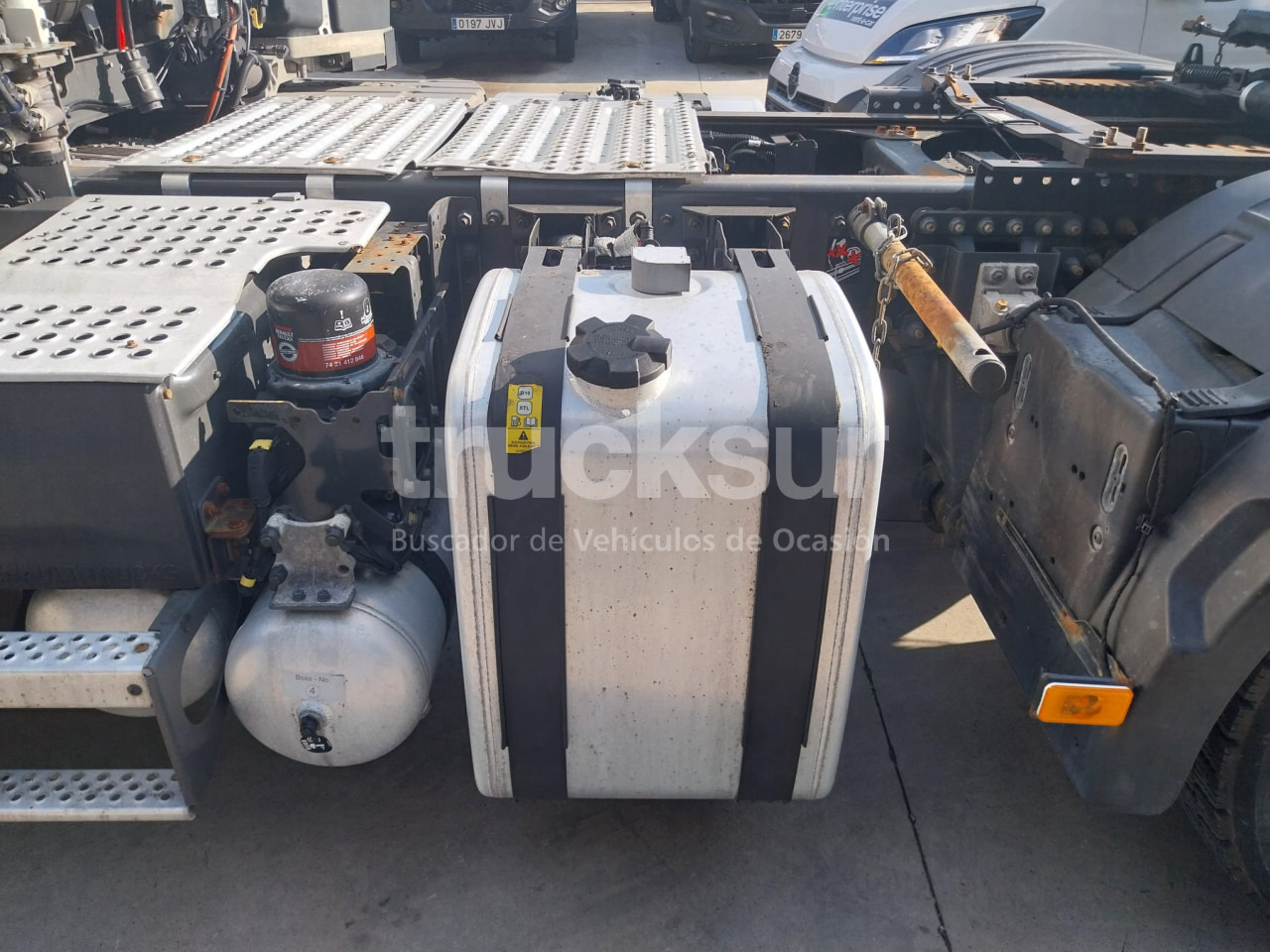 Tractor truck RENAULT T520 SLEEPER CAB: picture 14