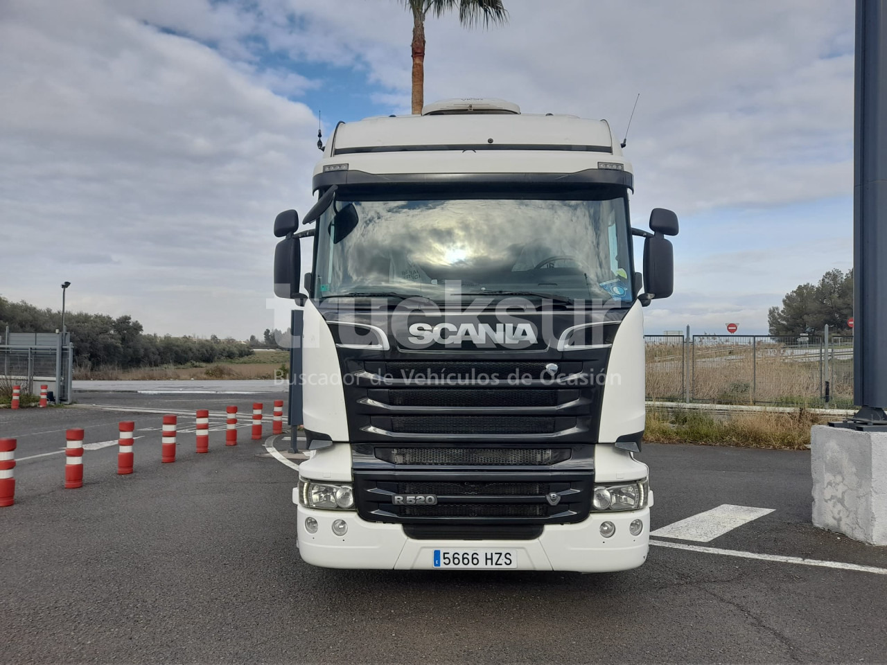 SCANIA R520 - Tractor truck: picture 3 SCANIA R520 - Tractor truck: picture 3
