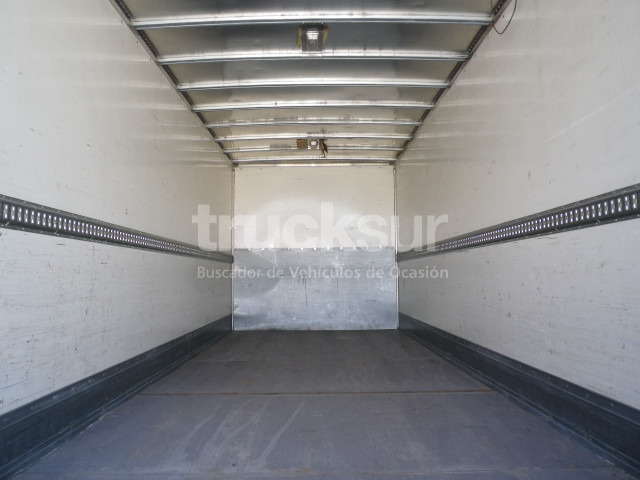 VOLVO FE 280.18 - Box truck: picture 5 VOLVO FE 280.18 - Box truck: picture 5