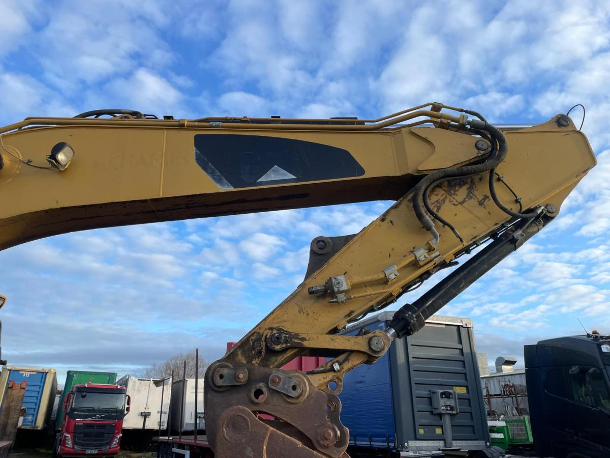 Caterpillar 323D - Crawler excavator: picture 2 Caterpillar 323D - Crawler excavator: picture 2