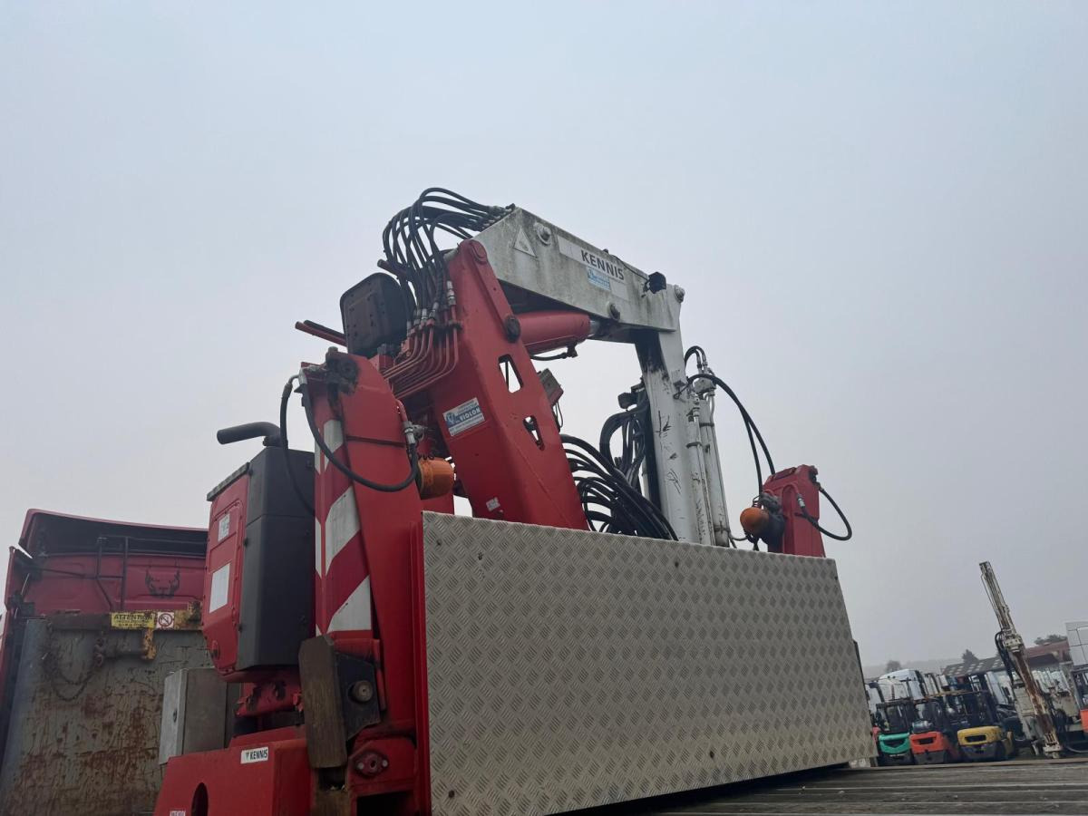 Dropside/ Flatbed semi-trailer Fruehauf: picture 9