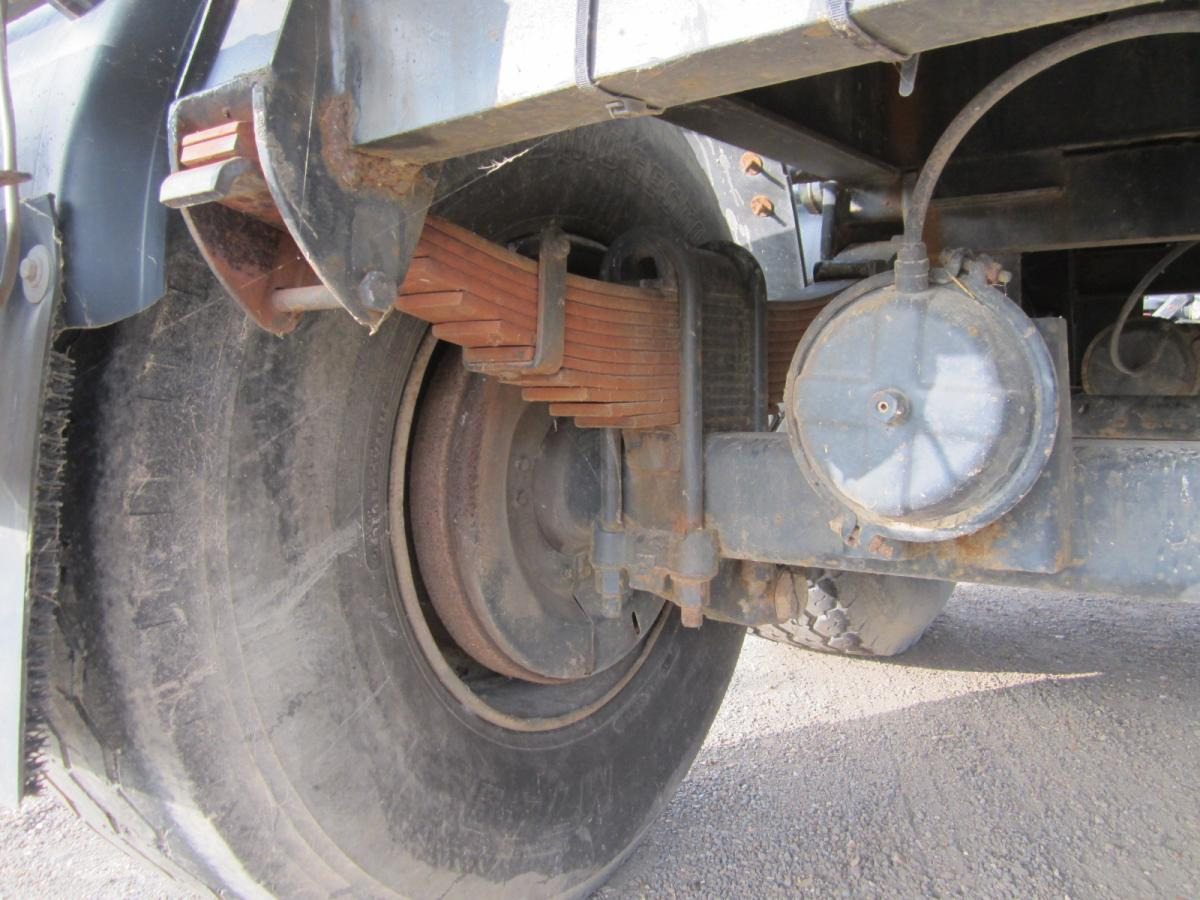 Tipper semi-trailer Fruehauf: picture 8