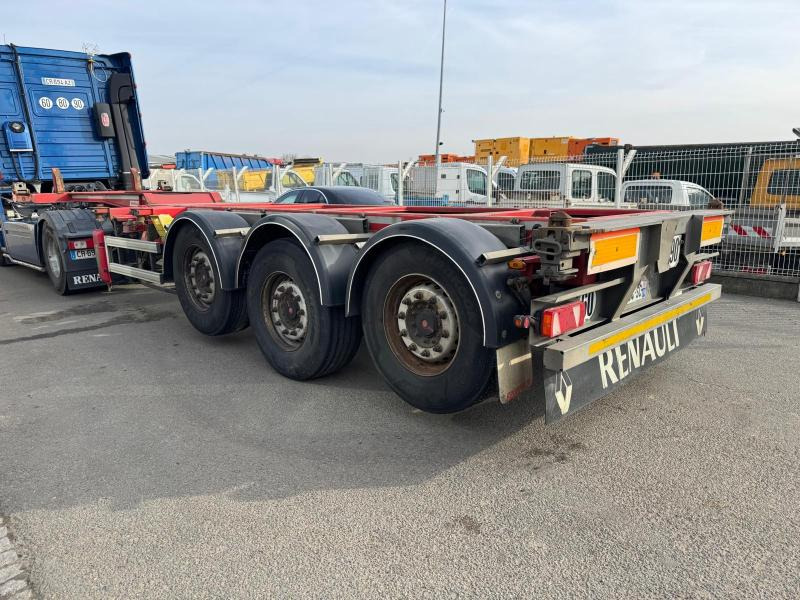 Fruehauf - Container transporter/ Swap body semi-trailer: picture 1 Fruehauf - Container transporter/ Swap body semi-trailer: picture 1