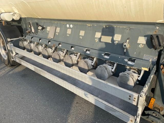 General Trailers - Tanker semi-trailer: picture 5 General Trailers - Tanker semi-trailer: picture 5