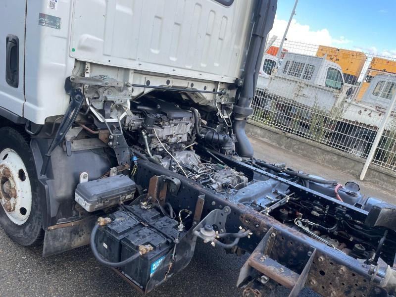 Isuzu - Cab chassis truck: picture 5 Isuzu - Cab chassis truck: picture 5