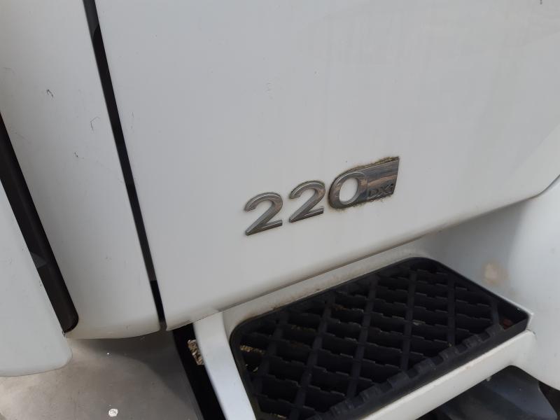 Renault Midlum 220 DXI - Refrigerator truck: picture 2 Renault Midlum 220 DXI - Refrigerator truck: picture 2