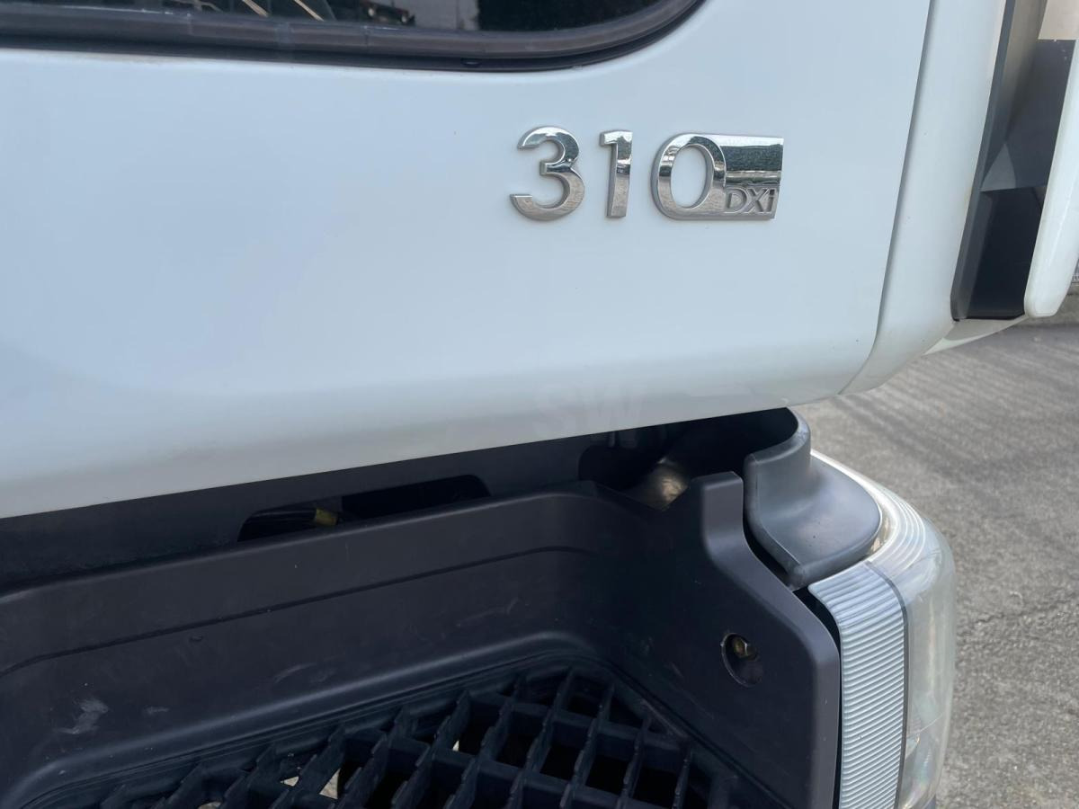 Renault Premium 310.19 DXI - Garbage truck: picture 2 Renault Premium 310.19 DXI - Garbage truck: picture 2