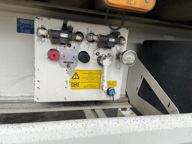 Tipper semi-trailer for transportation of bulk materials Stas: picture 9 Tipper semi-trailer for transportation of bulk materials Stas: picture 9