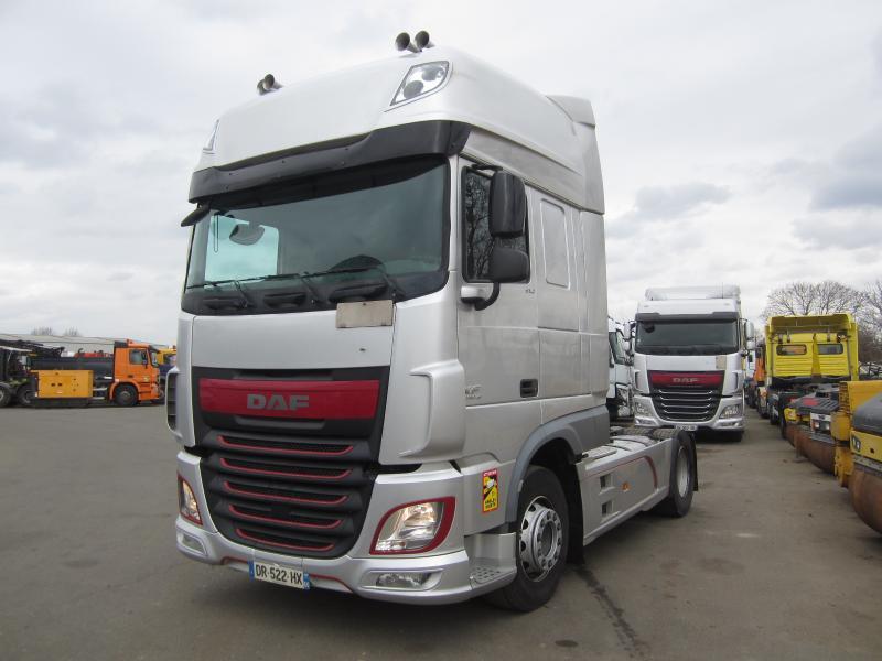 DAF XF105 510 - Tractor truck: picture 1 DAF XF105 510 - Tractor truck: picture 1