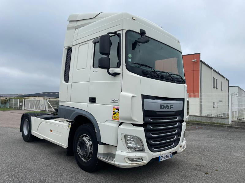 DAF XF460 - Tractor truck: picture 2 DAF XF460 - Tractor truck: picture 2