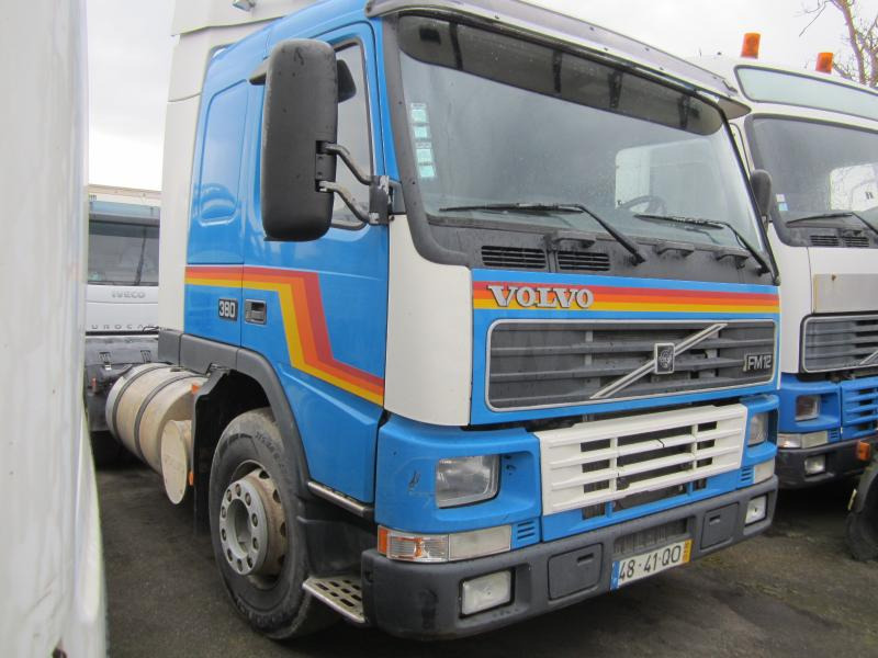 Volvo FM12 380 - Tractor truck: picture 2 Volvo FM12 380 - Tractor truck: picture 2