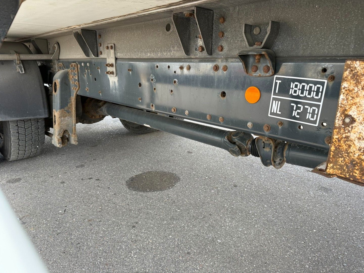 Refrigerator truck Iveco 180E32 Schmitz / Thermo King T-1200R Spectrum Iveco 180E32 Schmitz / Thermo King T-1200R Spectrum: picture 17