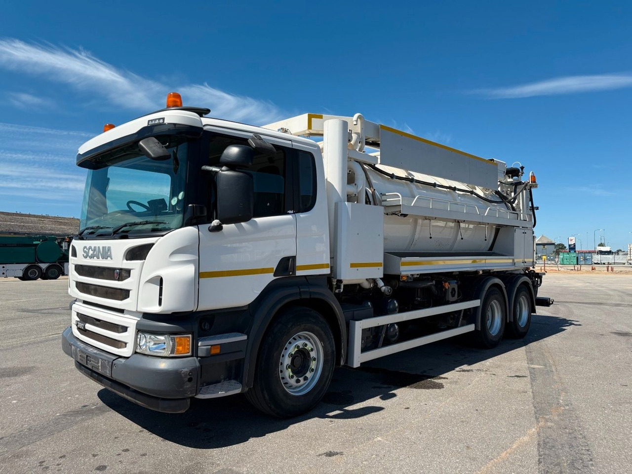 Scania P360 6x4 RHD Hvidtved Larsen FlexLine 312 - Vacuum truck: picture 1 Scania P360 6x4 RHD Hvidtved Larsen FlexLine 312 - Vacuum truck: picture 1