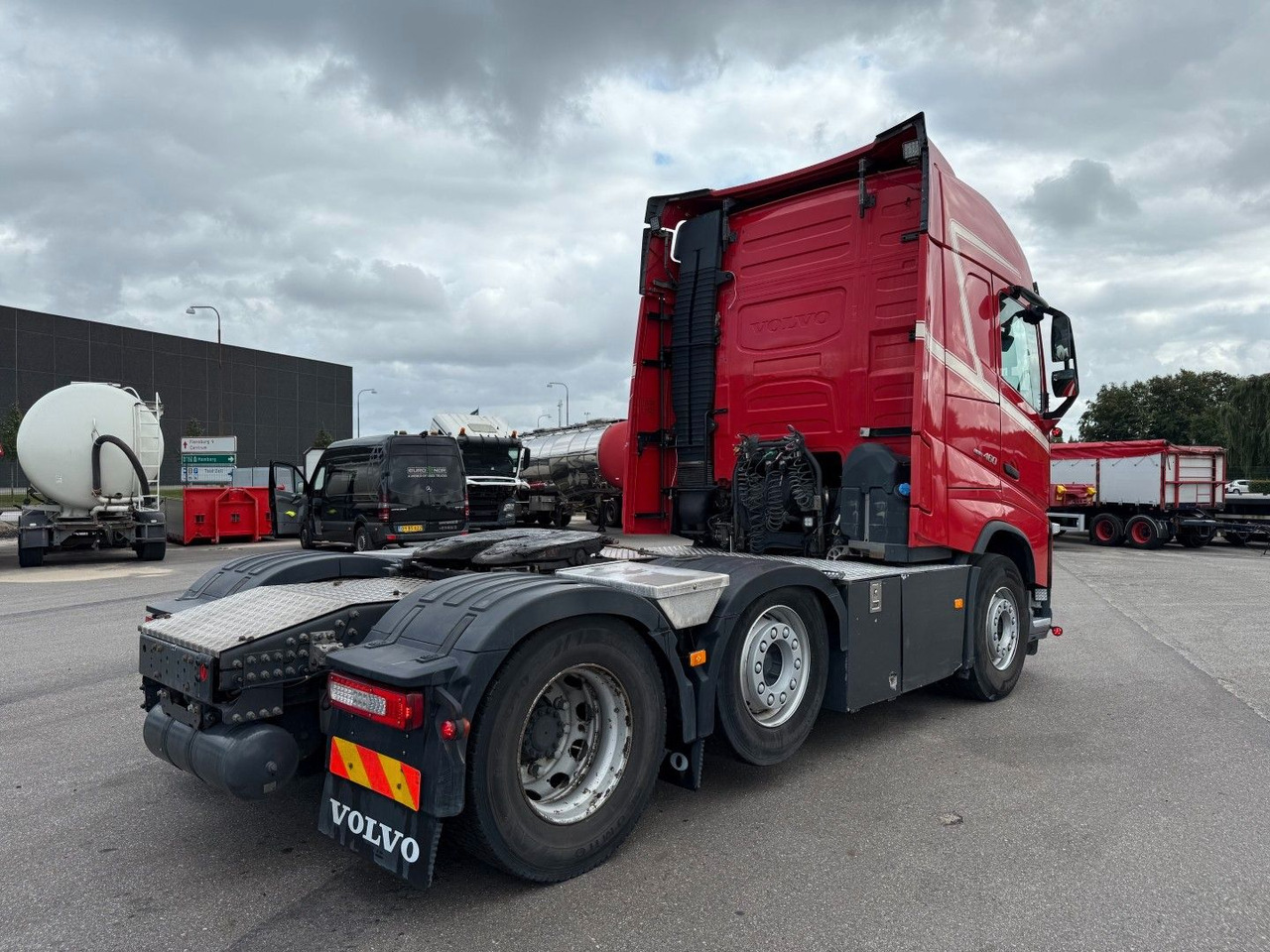 Volvo FH 460 6x2 Globetrotter Euro 6 - Tractor truck: picture 3 Volvo FH 460 6x2 Globetrotter Euro 6 - Tractor truck: picture 3