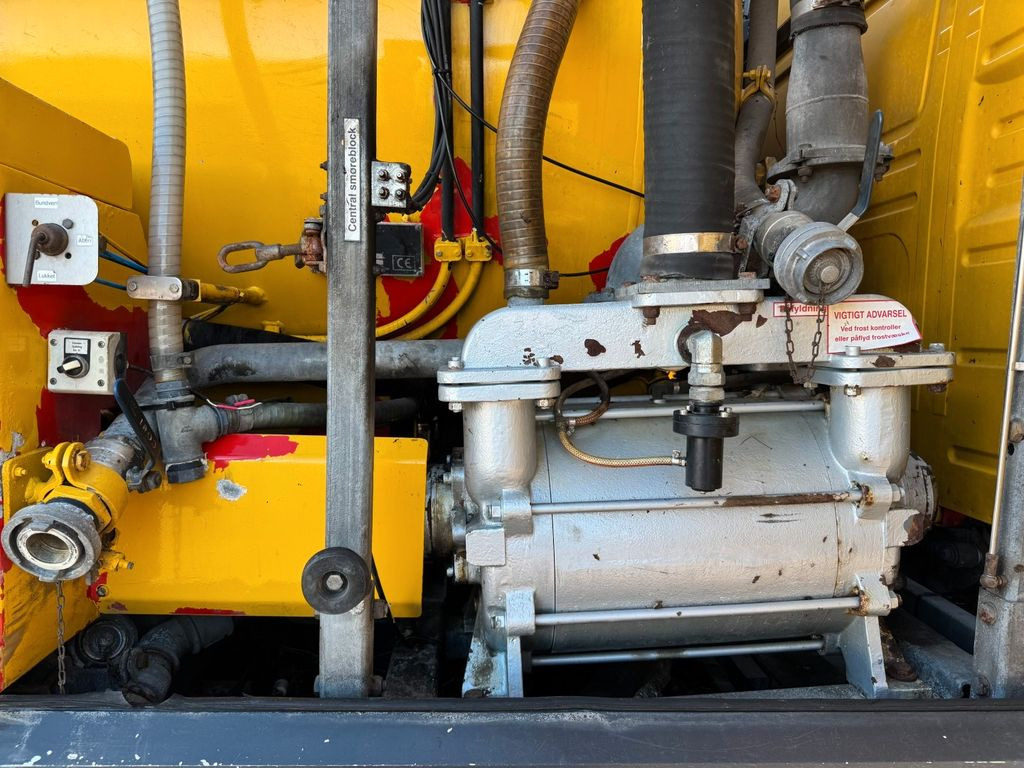 Vacuum truck Volvo FM 340 6x2*4 Euro 5 FFG Elephant 10 m3: picture 9