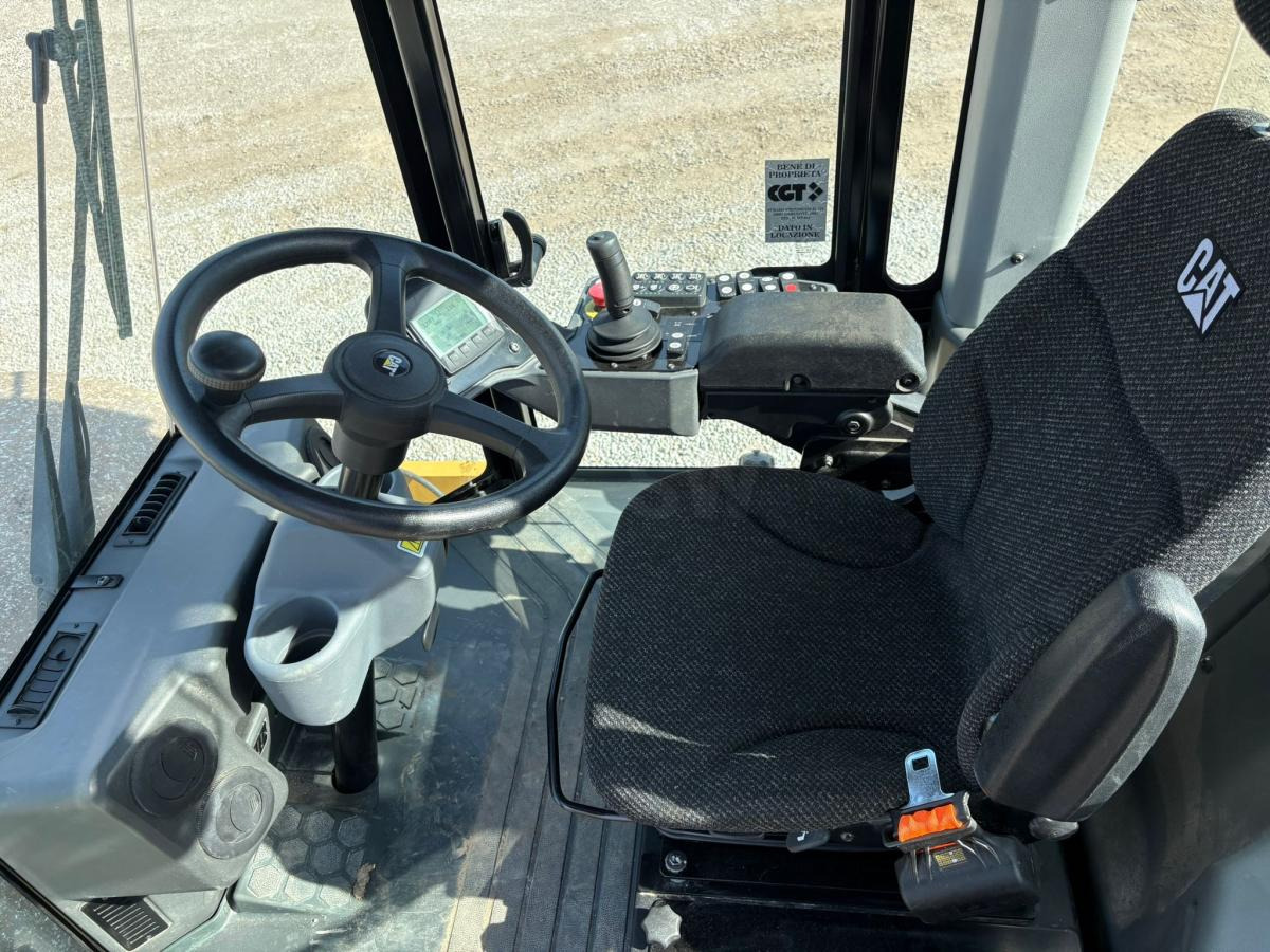 Caterpillar CS66B - Compactor: picture 5 Caterpillar CS66B - Compactor: picture 5