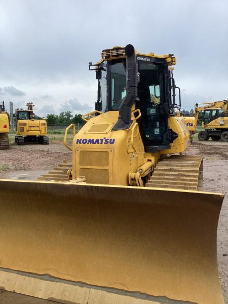 Komatsu D51PX-24 - Bulldozer: picture 3 Komatsu D51PX-24 - Bulldozer: picture 3
