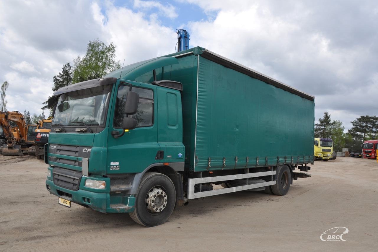 DAF CF 75.310 - Curtain side truck: picture 1 DAF CF 75.310 - Curtain side truck: picture 1