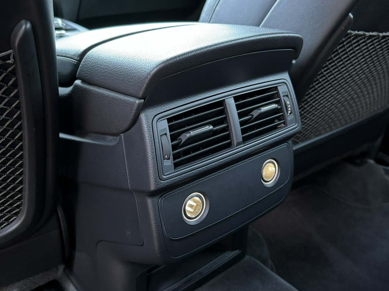 SUV Audi Q7: picture 36