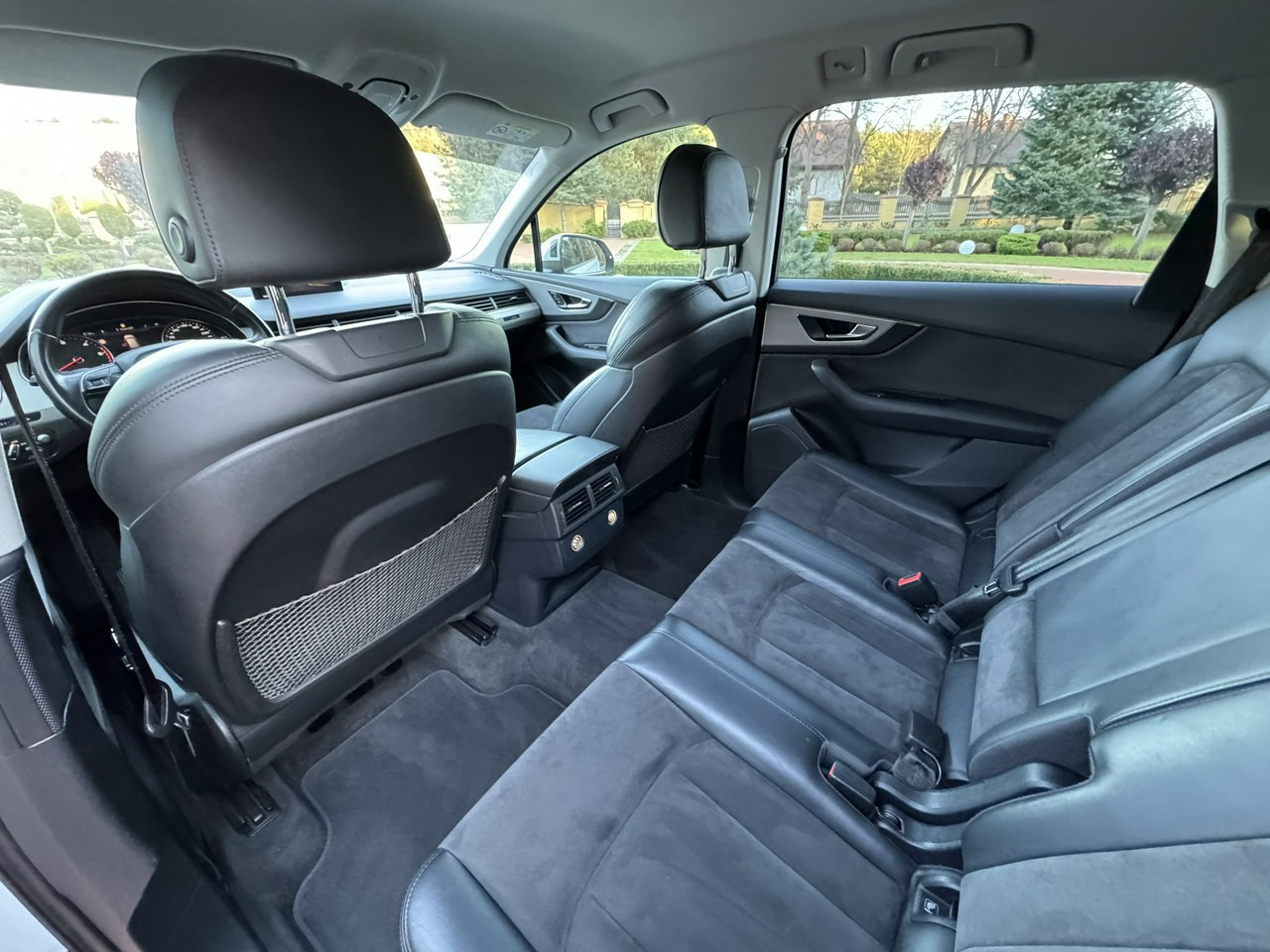 SUV Audi Q7: picture 35