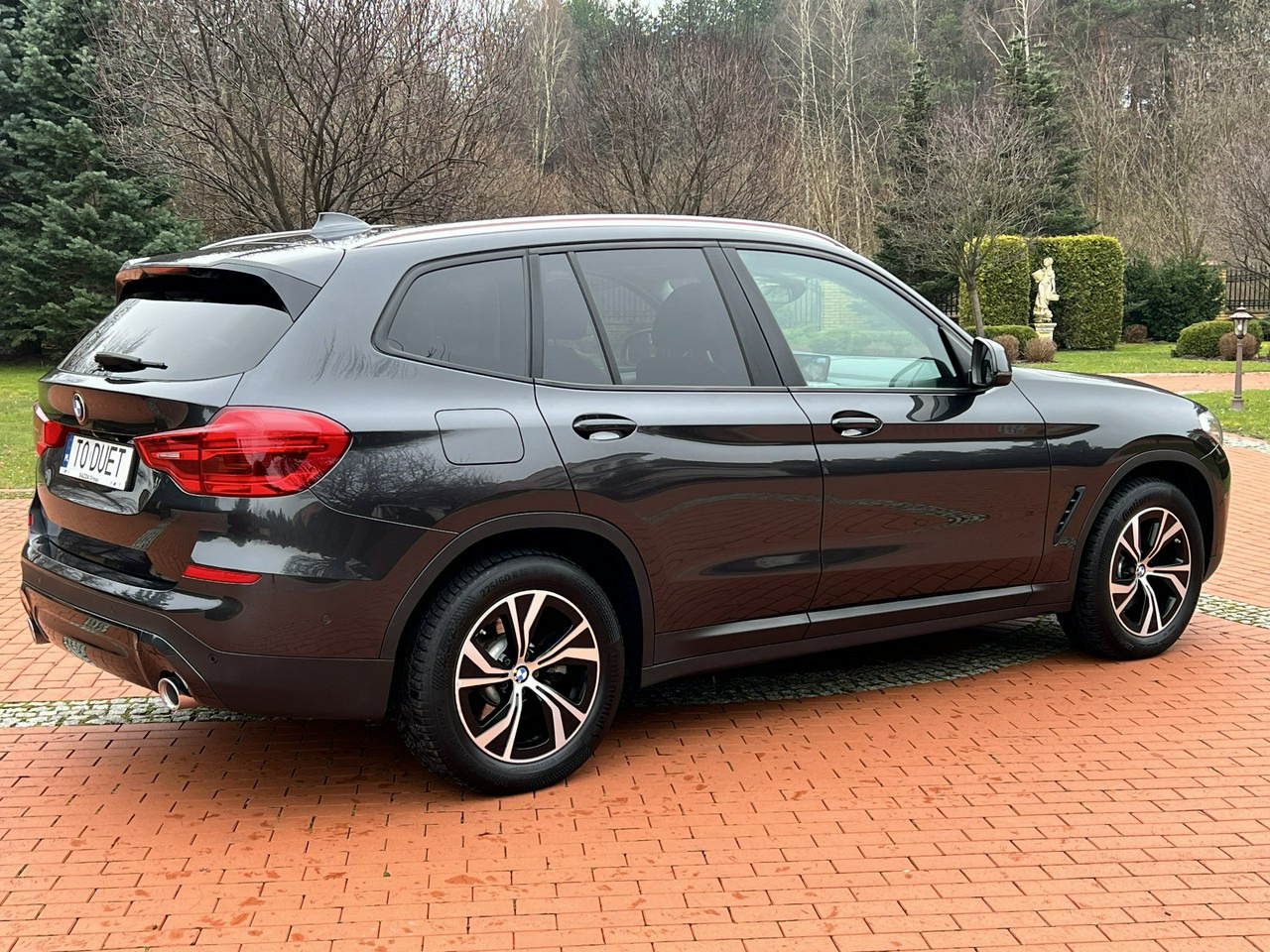 SUV BMW X3: picture 8