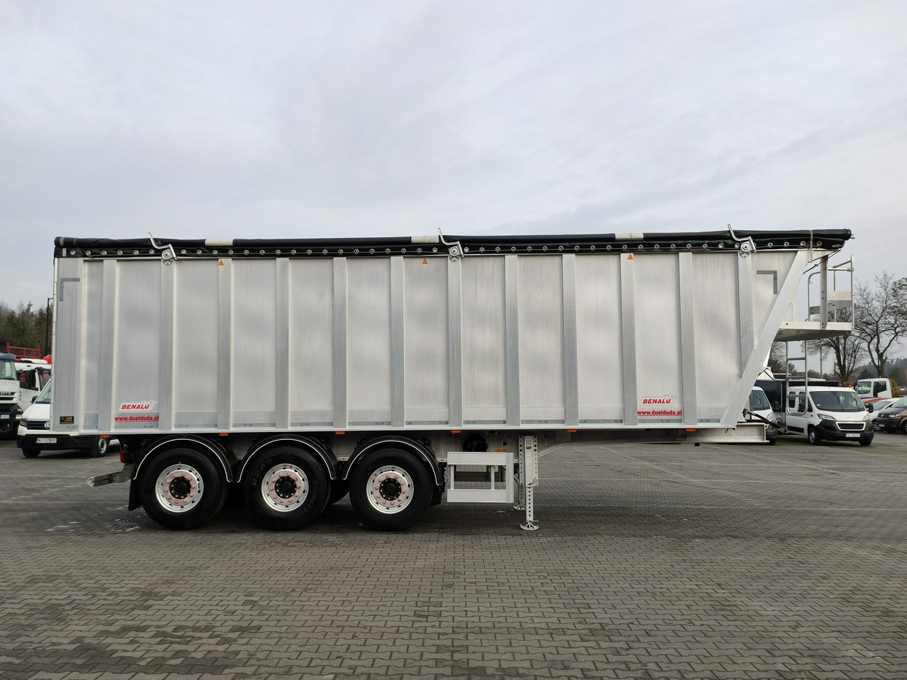 Benalu MULTIRUNNER 87 - Tipper semi-trailer: picture 3 Benalu MULTIRUNNER 87 - Tipper semi-trailer: picture 3