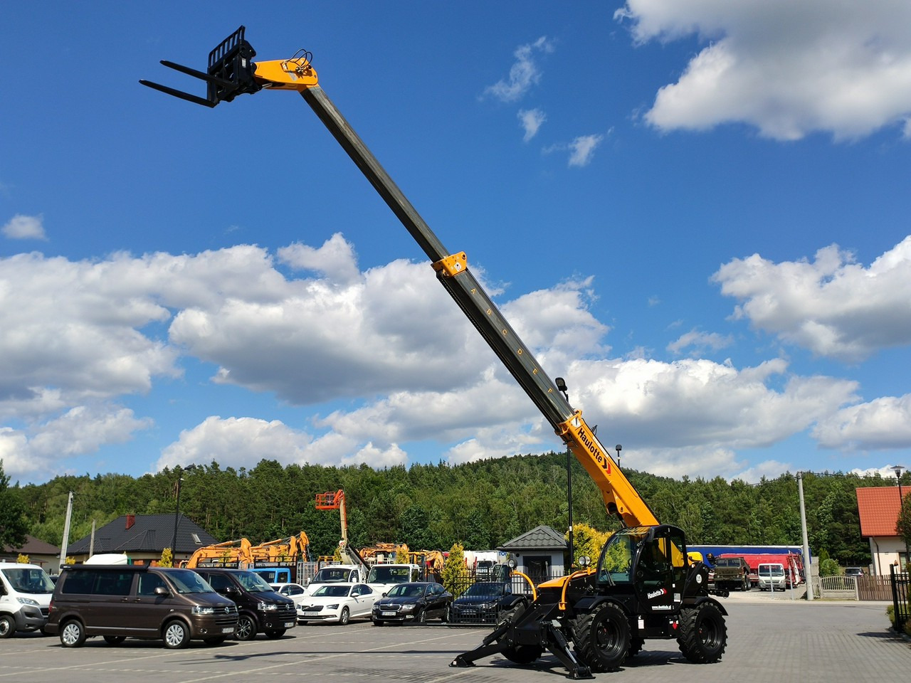 Haulotte HTL 3614 - Telescopic handler: picture 1 Haulotte HTL 3614 - Telescopic handler: picture 1