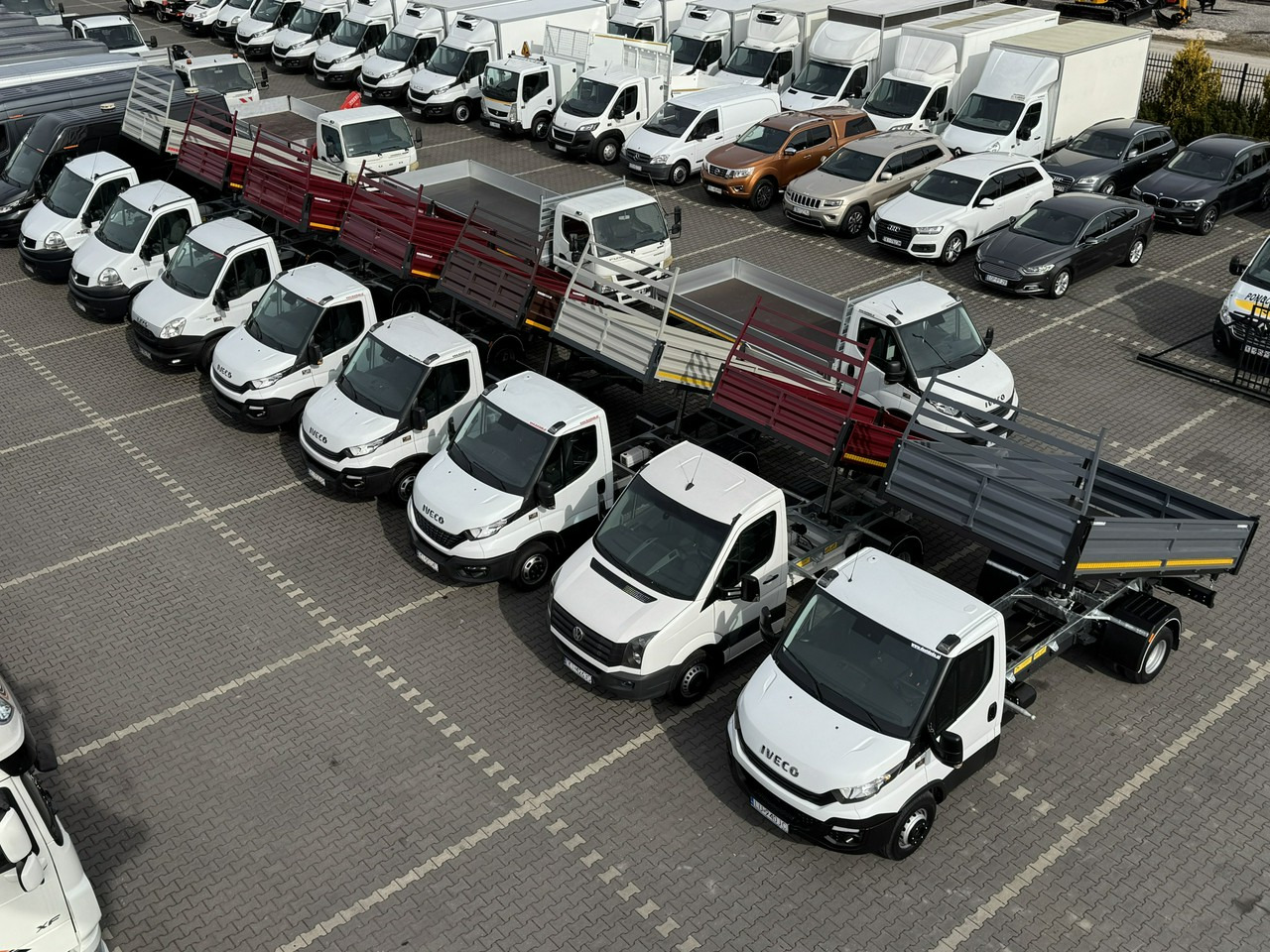 Iveco Daily 35C14 - Tipper van: picture 1 Iveco Daily 35C14 - Tipper van: picture 1