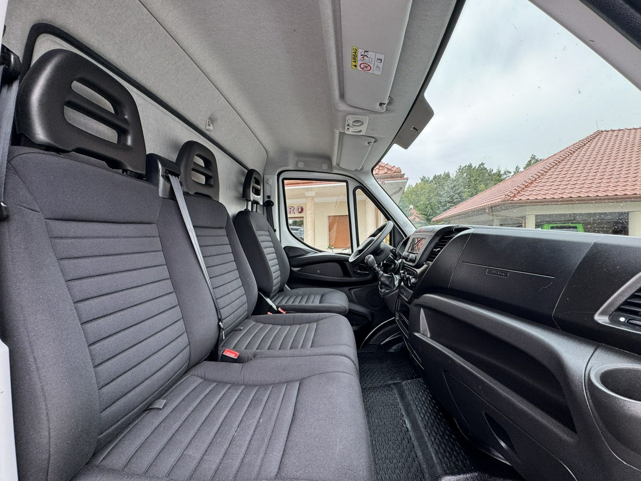 Closed box van Iveco Daily 35C16 V: picture 26 Closed box van Iveco Daily 35C16 V: picture 26