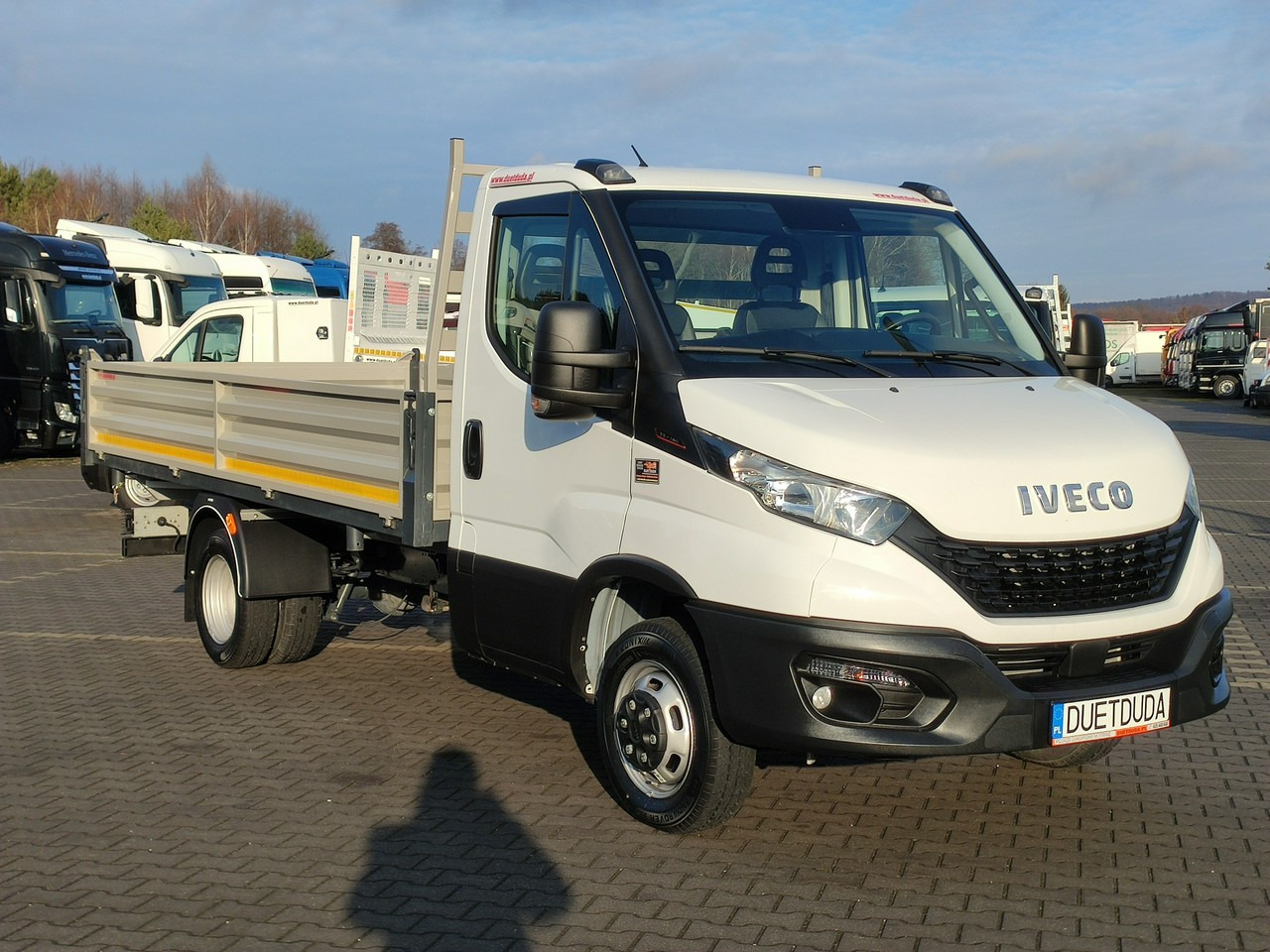 Iveco Daily 35C16 V - Tipper van: picture 2 Iveco Daily 35C16 V - Tipper van: picture 2