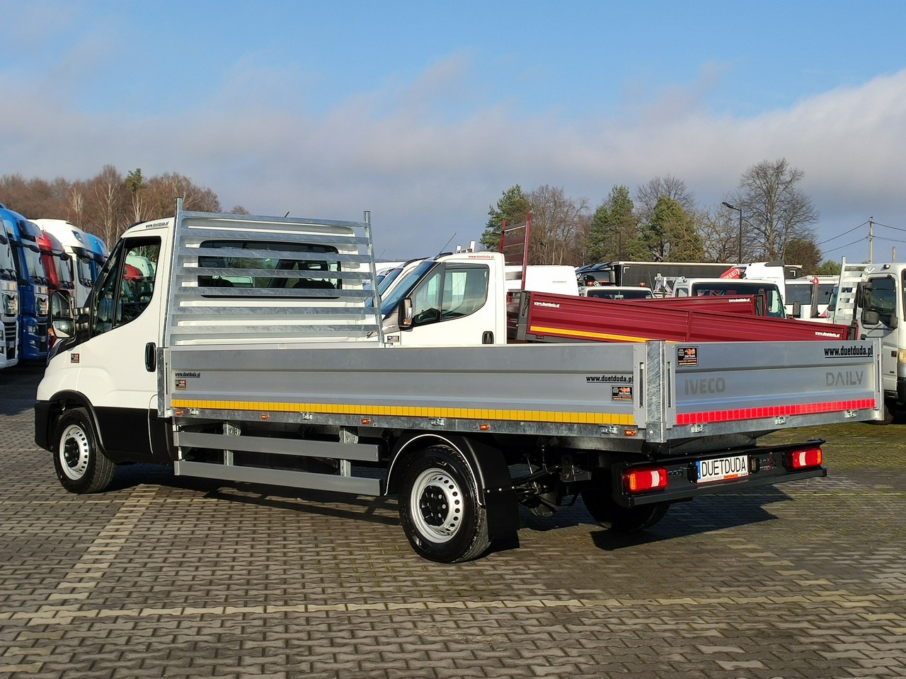 Open body delivery van Iveco Daily 35S16 V: picture 14
