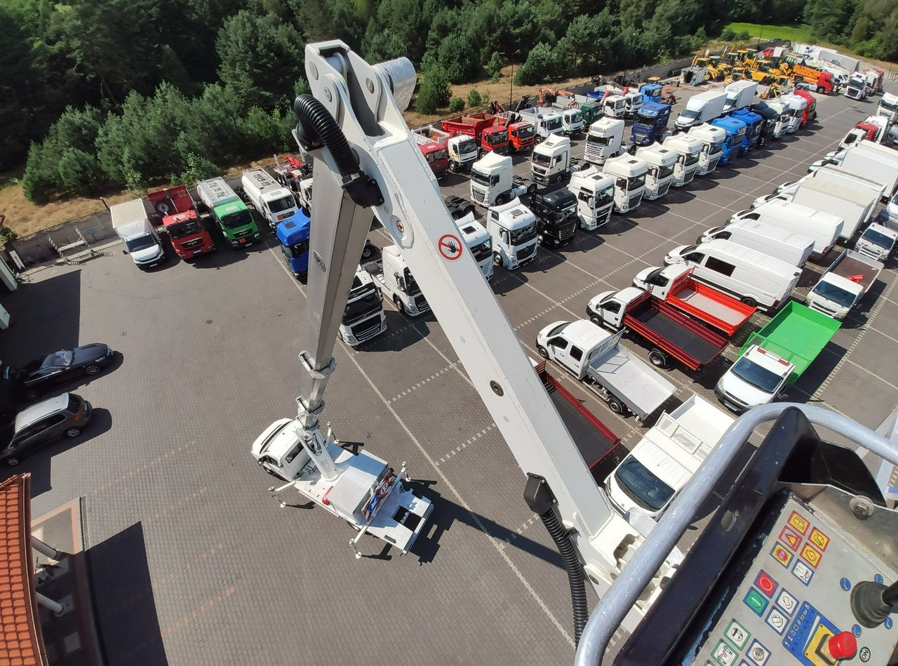 Iveco Volkswagen Crafter 4x4 Zwyżka 21m Palfinger P210BK JIP-Ogon udt - Truck with aerial platform: picture 3 Iveco Volkswagen Crafter 4x4 Zwyżka 21m Palfinger P210BK JIP-Ogon udt - Truck with aerial platform: picture 3