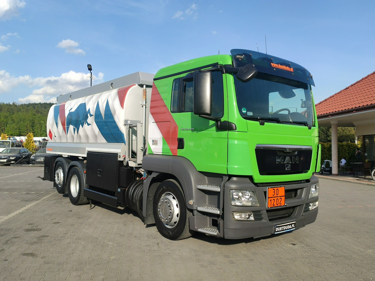 MAN TGA 26.400 Autocysterna z Dystrybucją Ważne TDT - Tanker truck: picture 2 MAN TGA 26.400 Autocysterna z Dystrybucją Ważne TDT - Tanker truck: picture 2