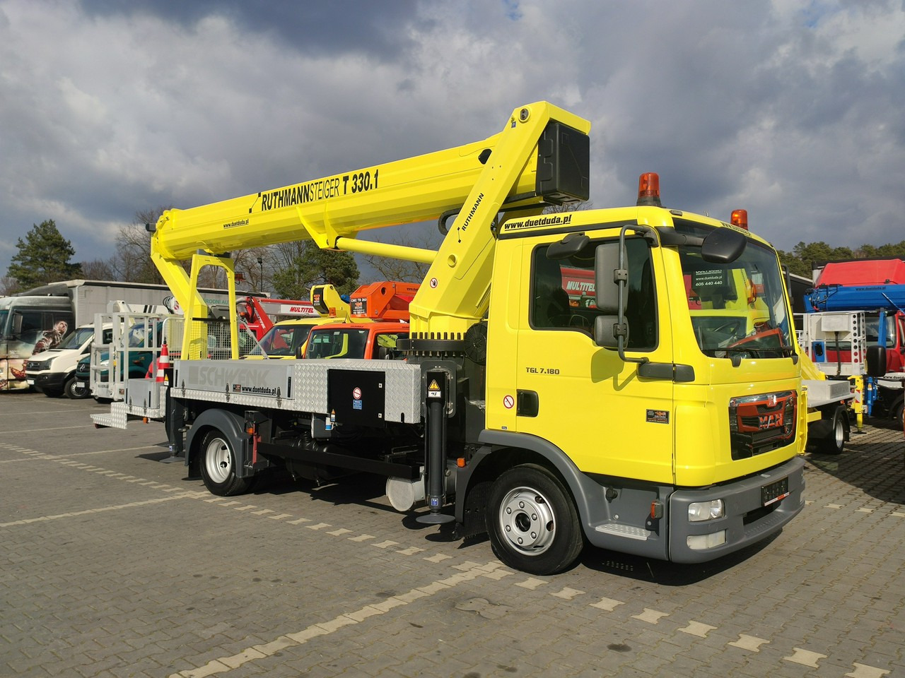 MAN TGL 7.180 Zwyżka Ruthmann T 330.1 Podnośnik Koszowy - Truck with aerial platform: picture 4 MAN TGL 7.180 Zwyżka Ruthmann T 330.1 Podnośnik Koszowy - Truck with aerial platform: picture 4