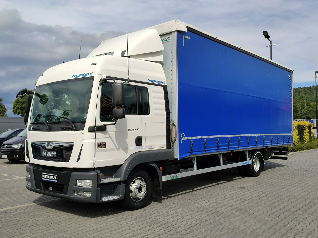 MAN TGL12.250 E6 Firana Tył Drzwi Dach Zsuwany Bogato Wyposażony - Curtain side truck: picture 1 MAN TGL12.250 E6 Firana Tył Drzwi Dach Zsuwany Bogato Wyposażony - Curtain side truck: picture 1