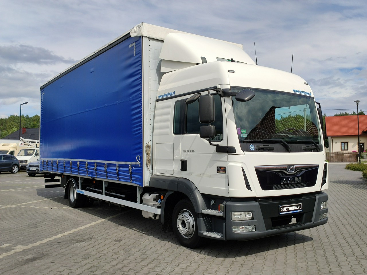 MAN TGL12.250 E6 Firana Tył Drzwi Dach Zsuwany Bogato Wyposażony - Curtain side truck: picture 2 MAN TGL12.250 E6 Firana Tył Drzwi Dach Zsuwany Bogato Wyposażony - Curtain side truck: picture 2