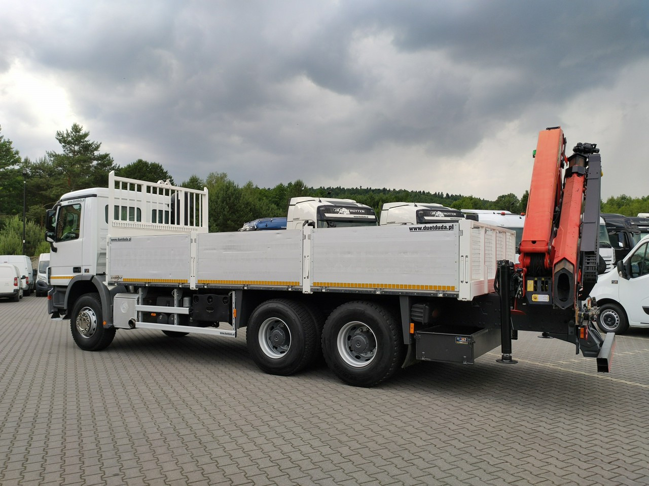 Mercedes Actros 2636 6x4 HDS Palfinger PK 18002-EH Rotato - Dropside/ Flatbed truck, Crane truck: picture 4 Mercedes Actros 2636 6x4 HDS Palfinger PK 18002-EH Rotato - Dropside/ Flatbed truck, Crane truck: picture 4
