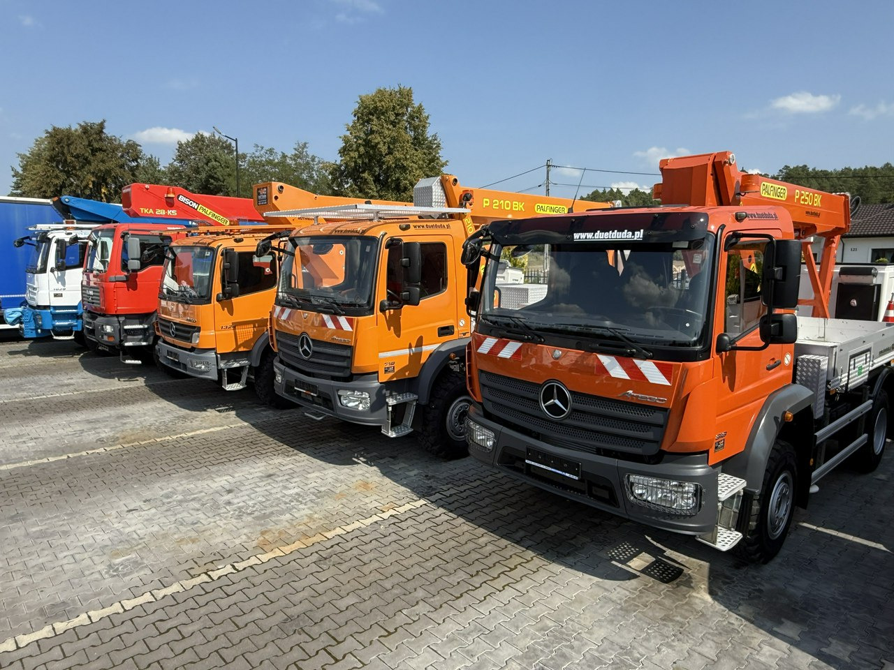 Mercedes Atego 818 E6 4x4 Zwyżka PALFINGER P250 BK Podnośnik Koszowy - Truck with aerial platform: picture 3 Mercedes Atego 818 E6 4x4 Zwyżka PALFINGER P250 BK Podnośnik Koszowy - Truck with aerial platform: picture 3